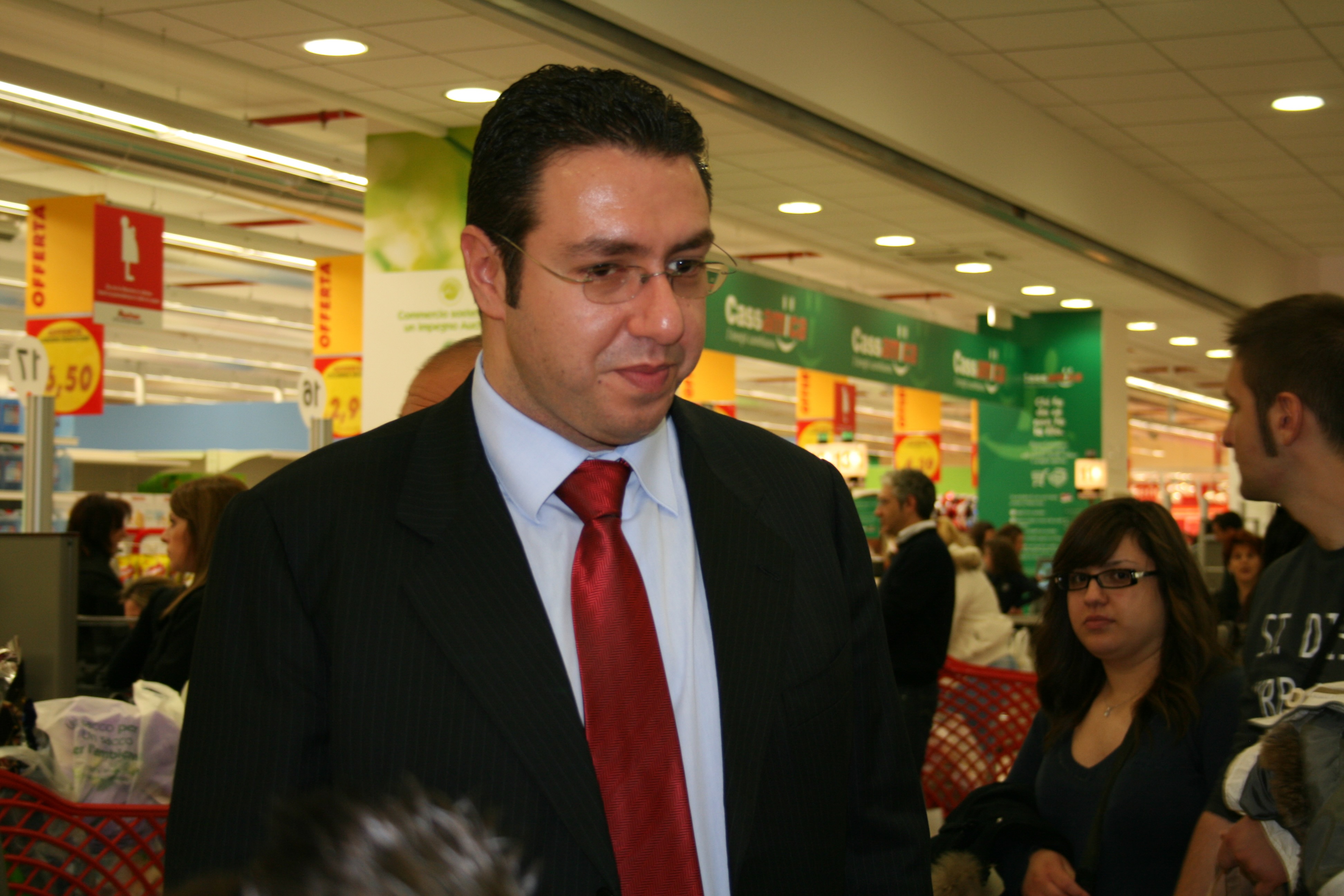 Presenza operativa in apertura Auchan