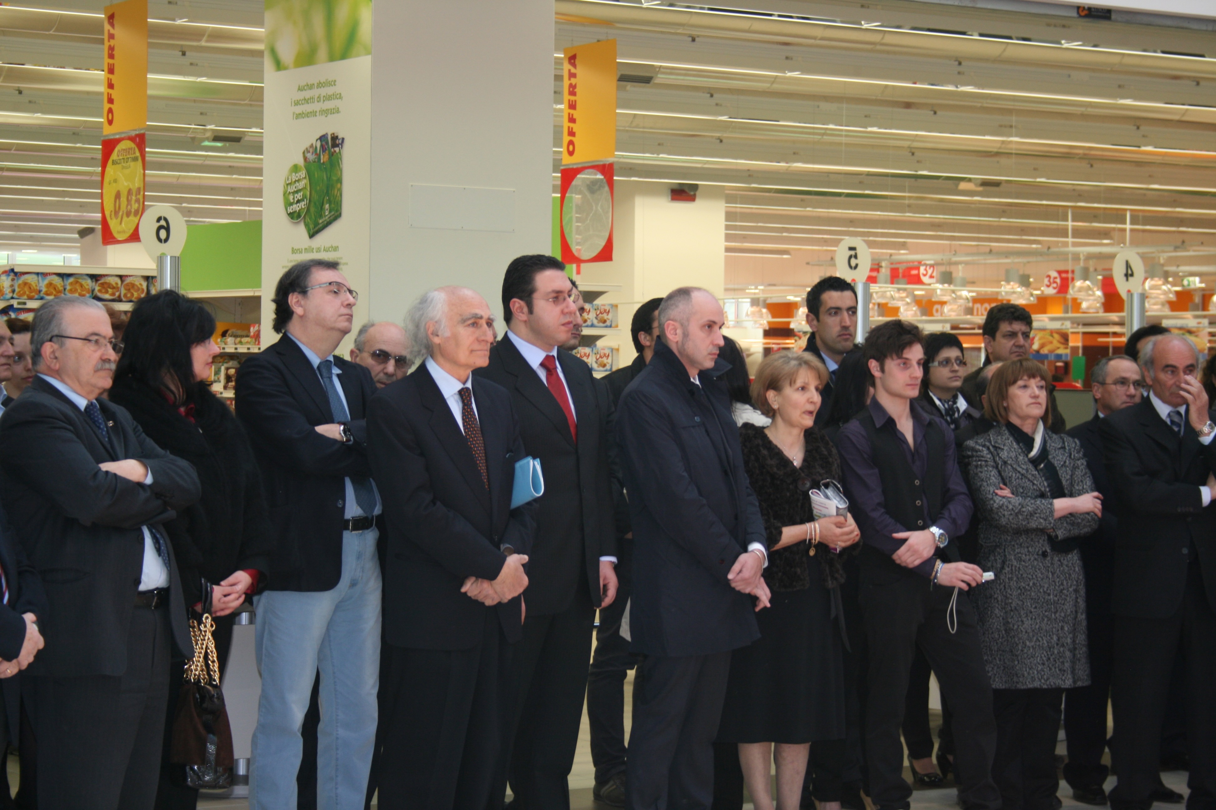 Taglio del nastro Auchan